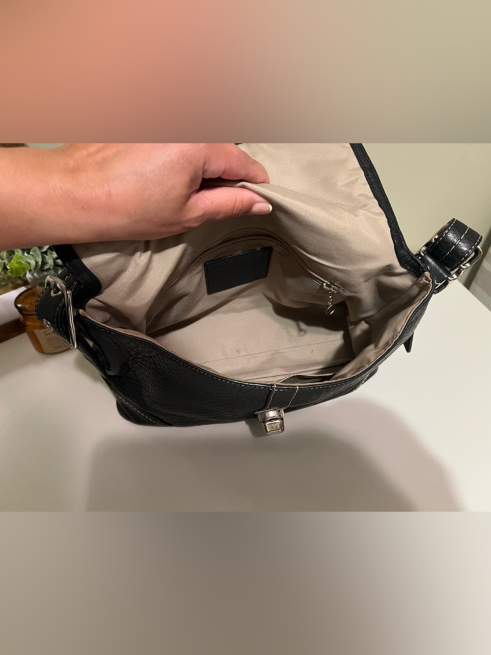 Coach Black Pebbled Leather Shoulder Bag with Silver Turnlock - Picture 10 of 14